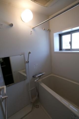 バス・シャワールーム　※別部屋写真参照