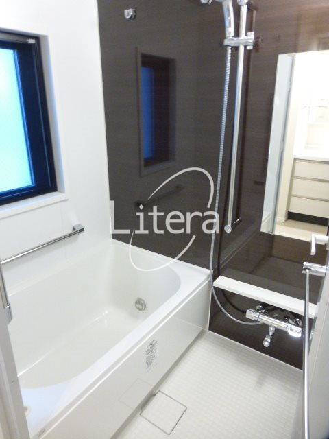 バス・シャワールーム　参考写真