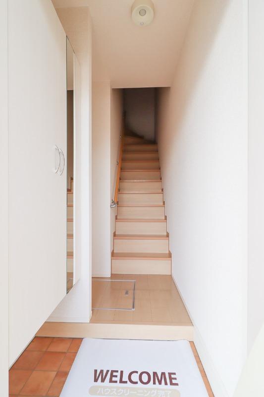 玄関　図面と現状に相違がある場合には現状を優先