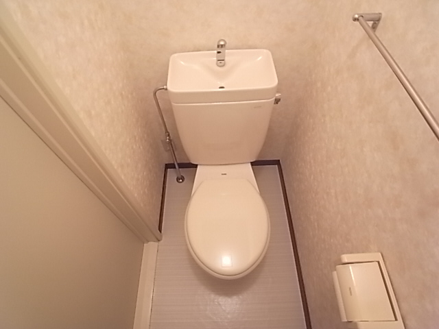 トイレ　トイレ