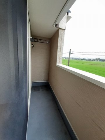 バルコニー　【グランツオーヴェルII】バルコニーがあります