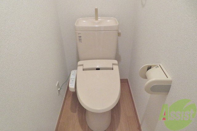 トイレ　ウォシュレット付きのトイレはうれしいですね。