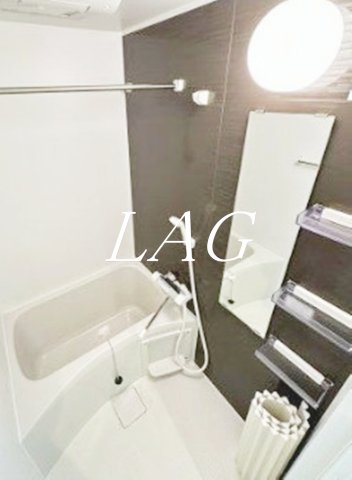 バス・シャワールーム　お風呂です。（同仕様設備です）