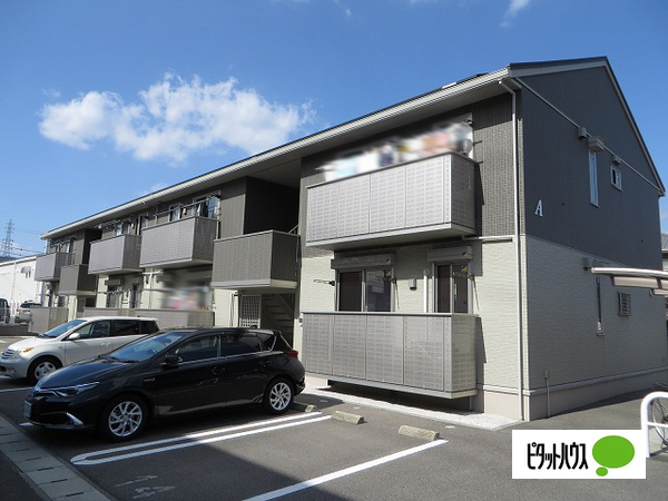 建物外観　ウエストコートＡ