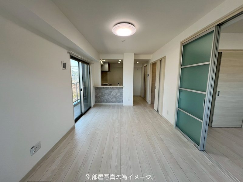 居室・リビング　※別部屋写真の為イメージ。現況優先です。