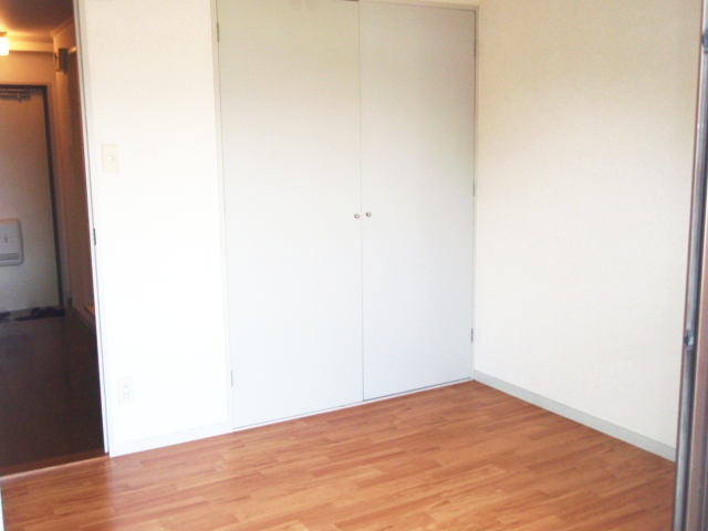 収納　同物件別号室