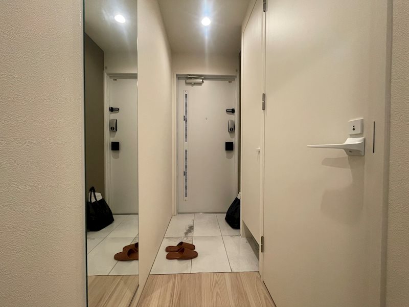 玄関　※同タイプ別号室写真