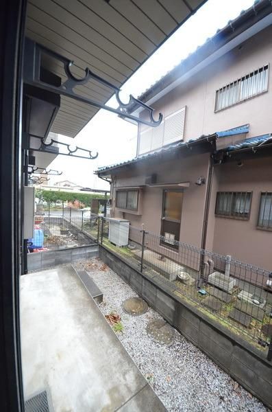 庭　バルコニー