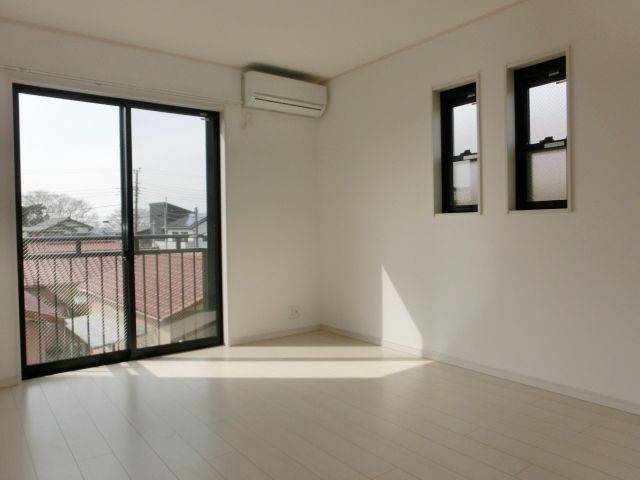 居室・リビング　角部屋の写真です