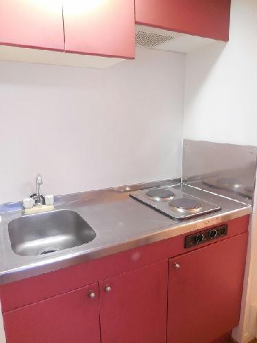 キッチン　2口コンロが付いています。