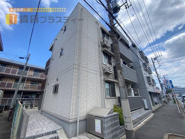 建物外観　クールにまとめ上げたかっこいい外観。