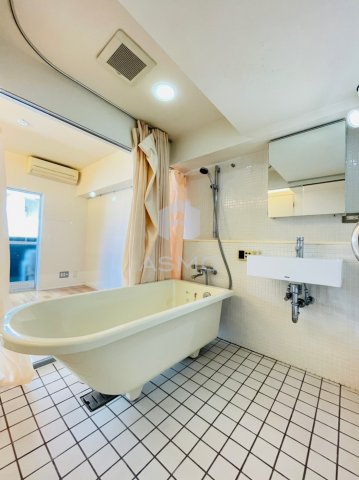 バス・シャワールーム　同マンション別部屋　参考写真