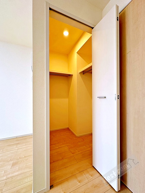 収納　大容量のウォークインクローゼット付き♪