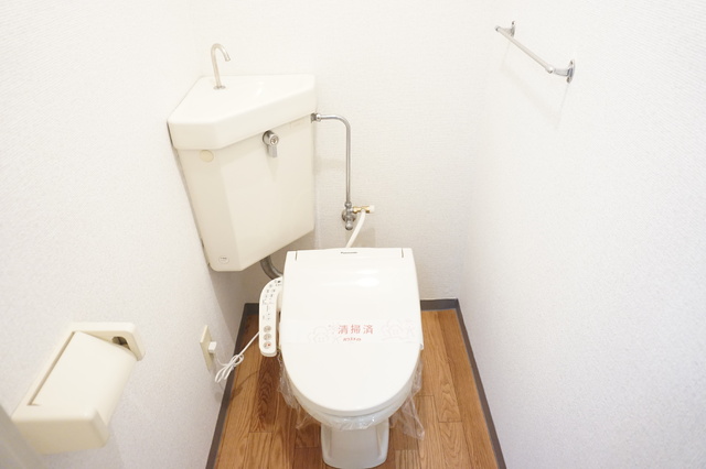 トイレ　★洗浄機能付便座★（同タイプ参考写真）