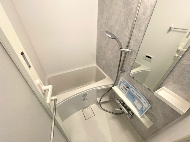 バス・シャワールーム　建築中です。