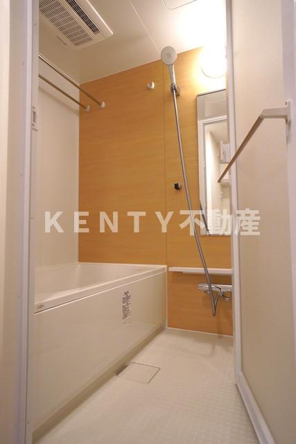 バス・シャワールーム　ゆったり過ごせるお風呂です