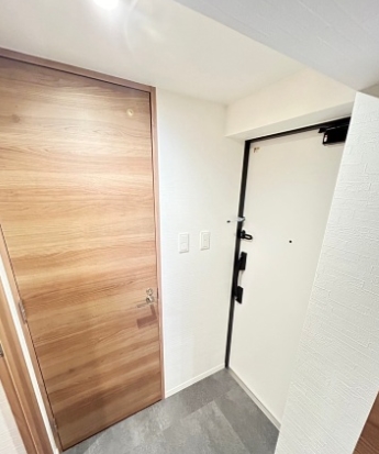 玄関　☆シューズボックス付き玄関スペース☆