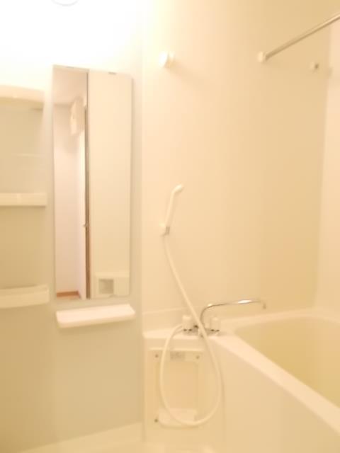 バス・シャワールーム　浴槽です。
