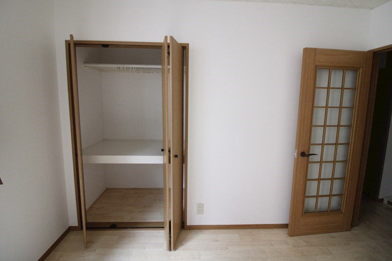 収納　仕切りが付いている収納スペース