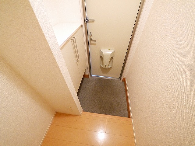 玄関　落ち着いた玄関です