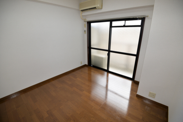 居室・リビング　写真は同マンションの別のお部屋のものです