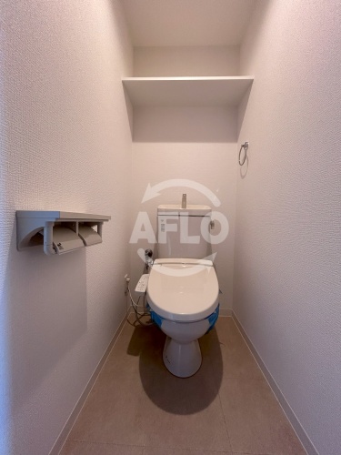 トイレ　ZioVIII清水丘　温水洗浄便座