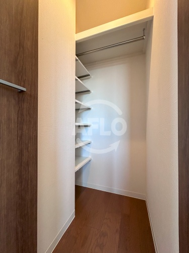 収納　ZioVIII清水丘　ウォークインクローゼット