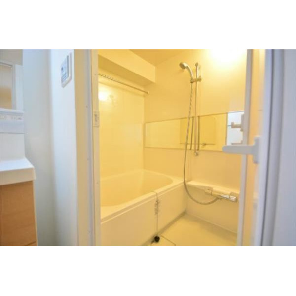 バス・シャワールーム　※別部屋参考写真