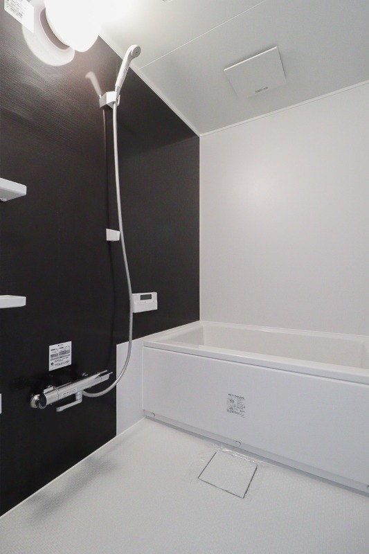 バス・シャワールーム　図面と現状に相違がある場合には現状を優先