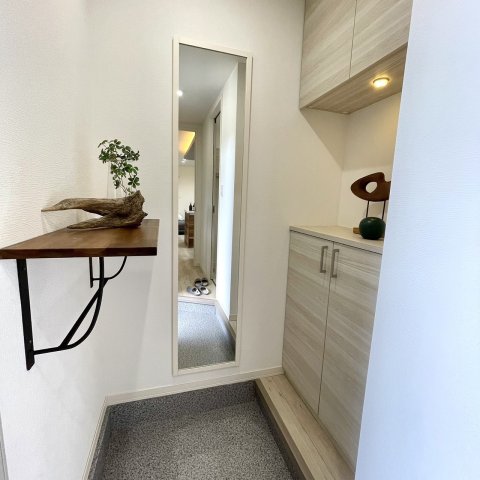 玄関　2023年8月撮影