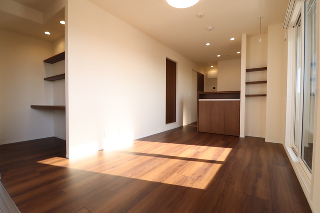 居室・リビング　リビング