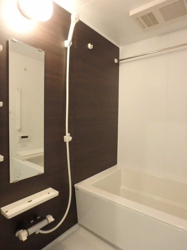 バス・シャワールーム　図面と現状に相違がある場合には現状を優先