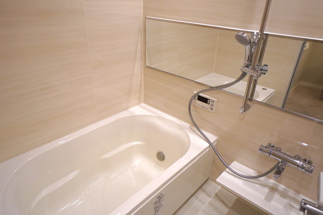 バス・シャワールーム　※写真は同タイプ住戸です。