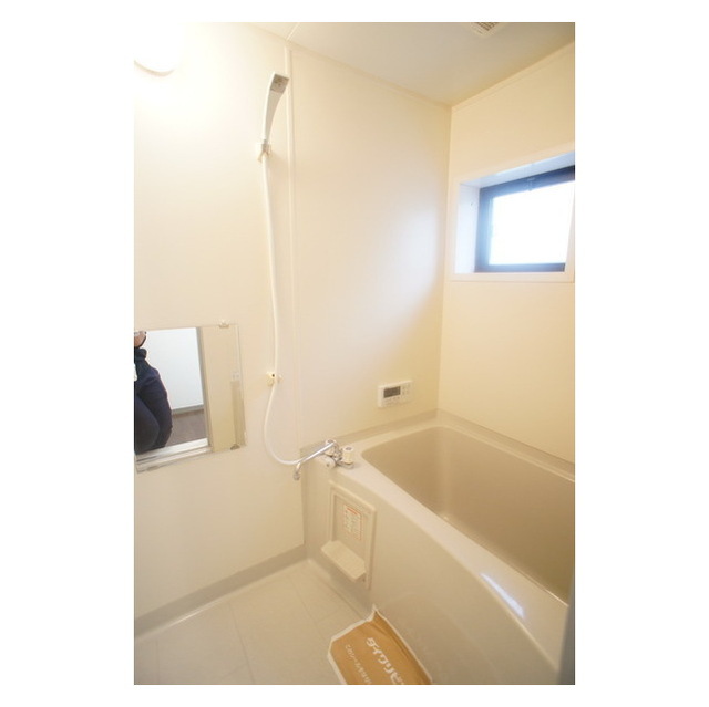 バス・シャワールーム　追焚完備です☆