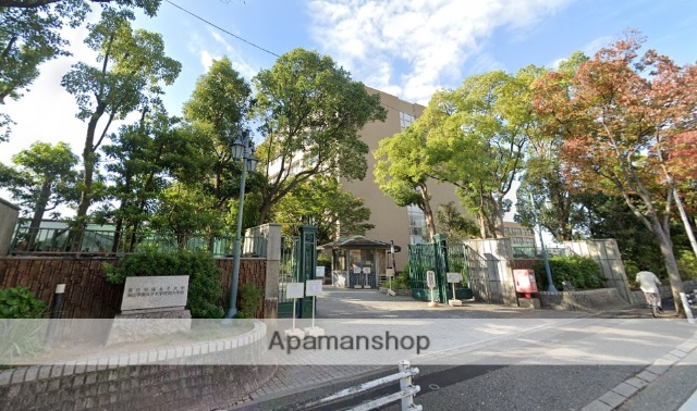 大学・短大　園田学園女子大学企画運営部（大学・短大）まで548m