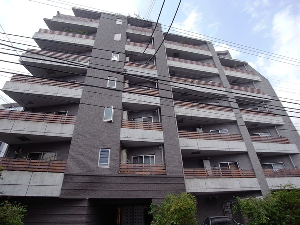 建物外観　グラツィオーソ神楽坂イースト