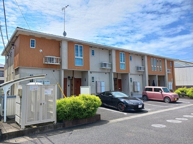 建物外観　落ち着いた雰囲気の外観です