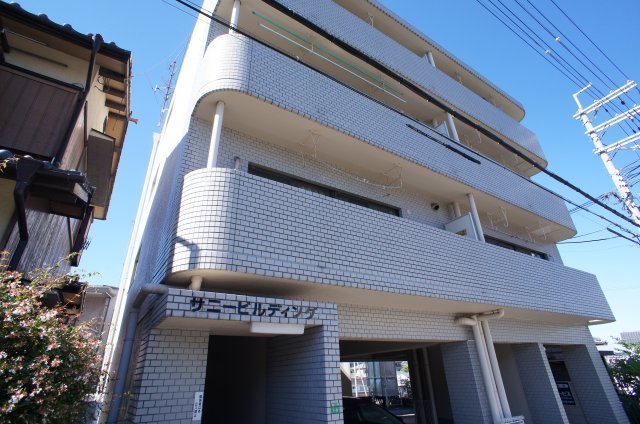 建物外観　おしゃれな外観です