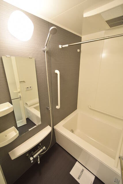 バス・シャワールーム　浴室