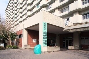 図書館　板橋区立蓮根図書館（図書館）まで646m