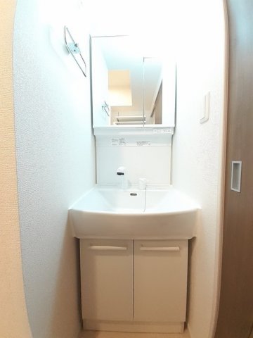 洗面設備　広い洗面スペース