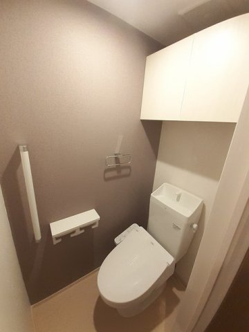 トイレ　落ち着いたトイレです