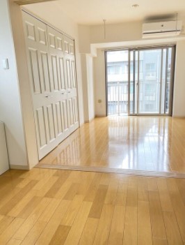 居室・リビング　リビング