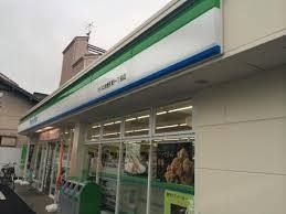 コンビニ　ファミリーマートさいたま櫛引町一丁目店（コンビニ）まで755m