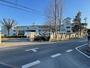 小学校　鶴ヶ島市立鶴ヶ島第二小学校（小学校）まで742m