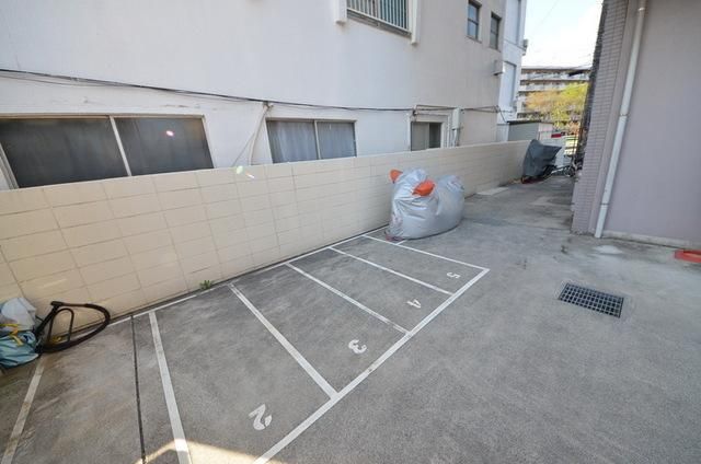 駐車場　外観・共用部分