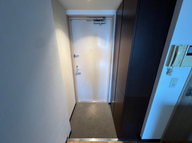 玄関　ジラールペルゴ
