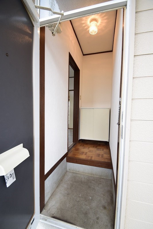 玄関　他部屋