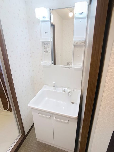 洗面設備　※参考イメージです。色味は変わる可能性あり