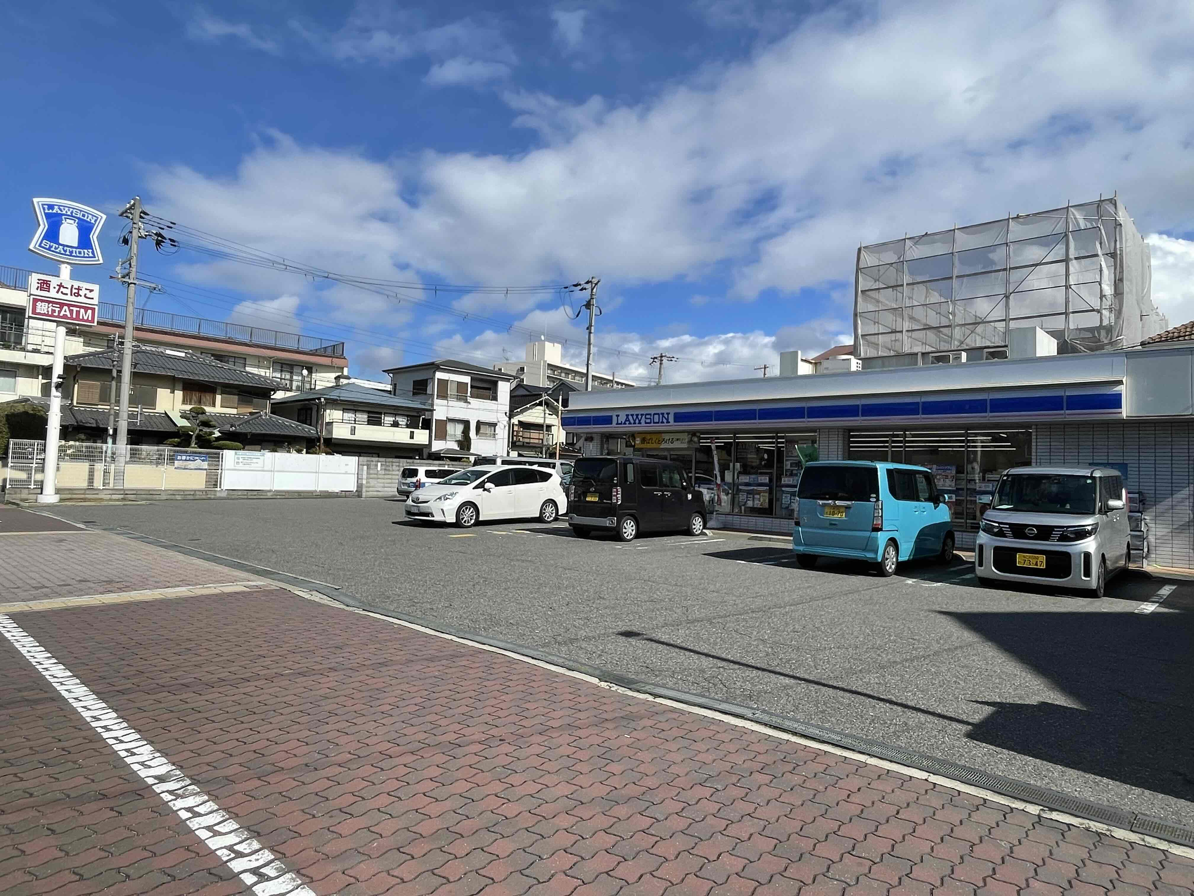 コンビニ　ローソン西宮今津社前町店（コンビニ）まで407m